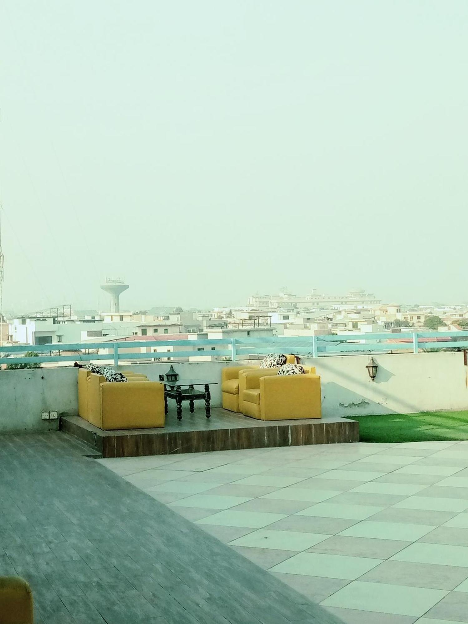 Comfortable Rental Apartments In Bahria Town Rawalpindi Eksteriør bilde